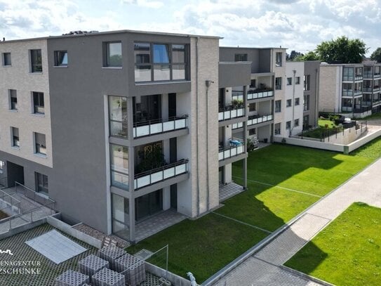 Penthousewohnung mit teilüberdachter Terrasse und Wintergarten - Neubau-Erstbezug!