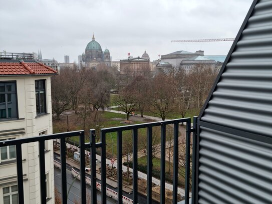 Kernsanierte kleine 2-Zimmer Wohnung in Top-Lage, Berlin-Mitte !