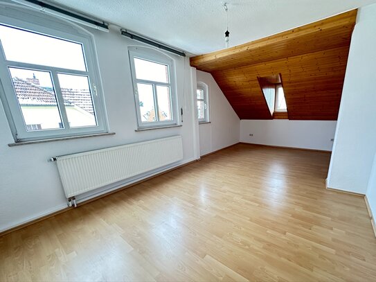 Gepflegte 5-Zimmer-Wohnung - Neustadt b. Coburg