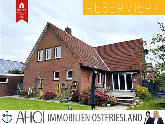 Wovon Familien träumen! Modernisiertes 3-Giebel-Haus mit Garage und schönem Garten