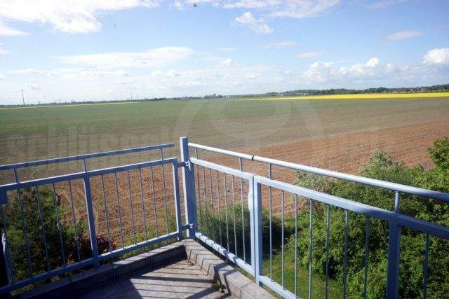 *Einmaliger Fernblick l Sonniger Balkon l 2 helle Räume l separate Küche l TG-Stellplatz inkl.!*