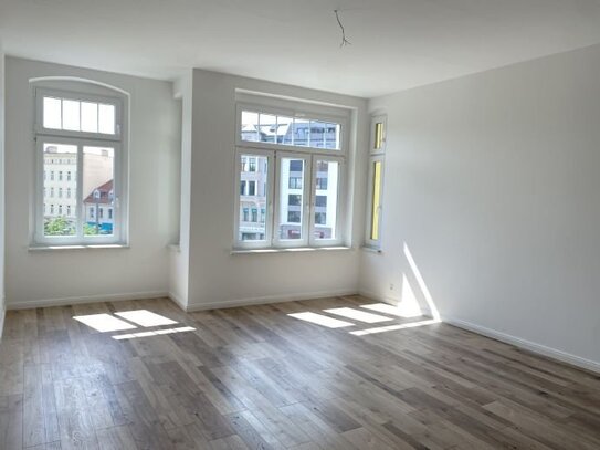 Hochwertig sanierte 4 Zimmerwohnung verteilt auf 133m²