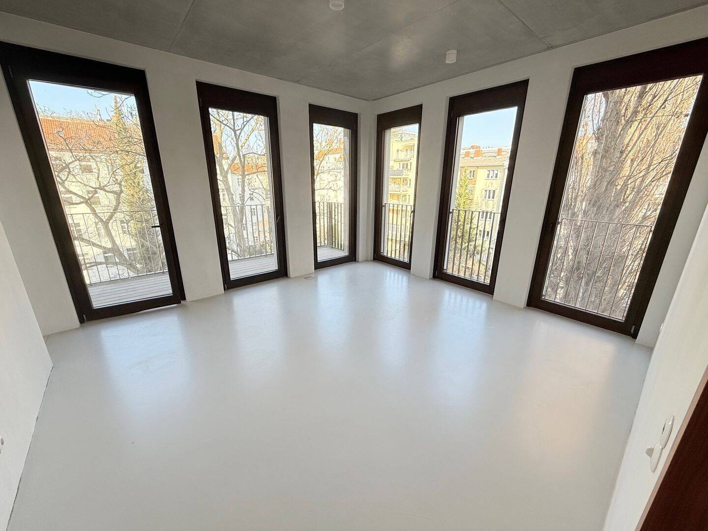 Moderner Neubau im beliebten Wilmersdorf! *EBK / Terrasse + Balkon* - Foto 1