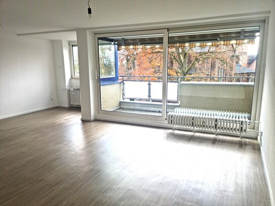 Moderne, helle 2-Zimmerwohnung mit Balkon im Zentrum von Erftstadt-Kierdorf