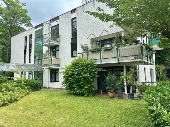 Sanierte 3-Zimmerwohnung mit Terrasse und Tiefgaragen-Stellplatz in Wiesbaden Mitte!