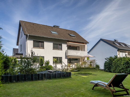 Ansprechendes MFH gepflegt mit großzügigen Garten in ruhiger und gut entwickelter Lage von Bielefeld