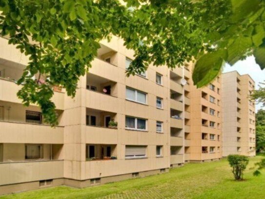 Erstbezug nach Modernisierung: 2-Zimmer-Wohnung mit großem Balkon!