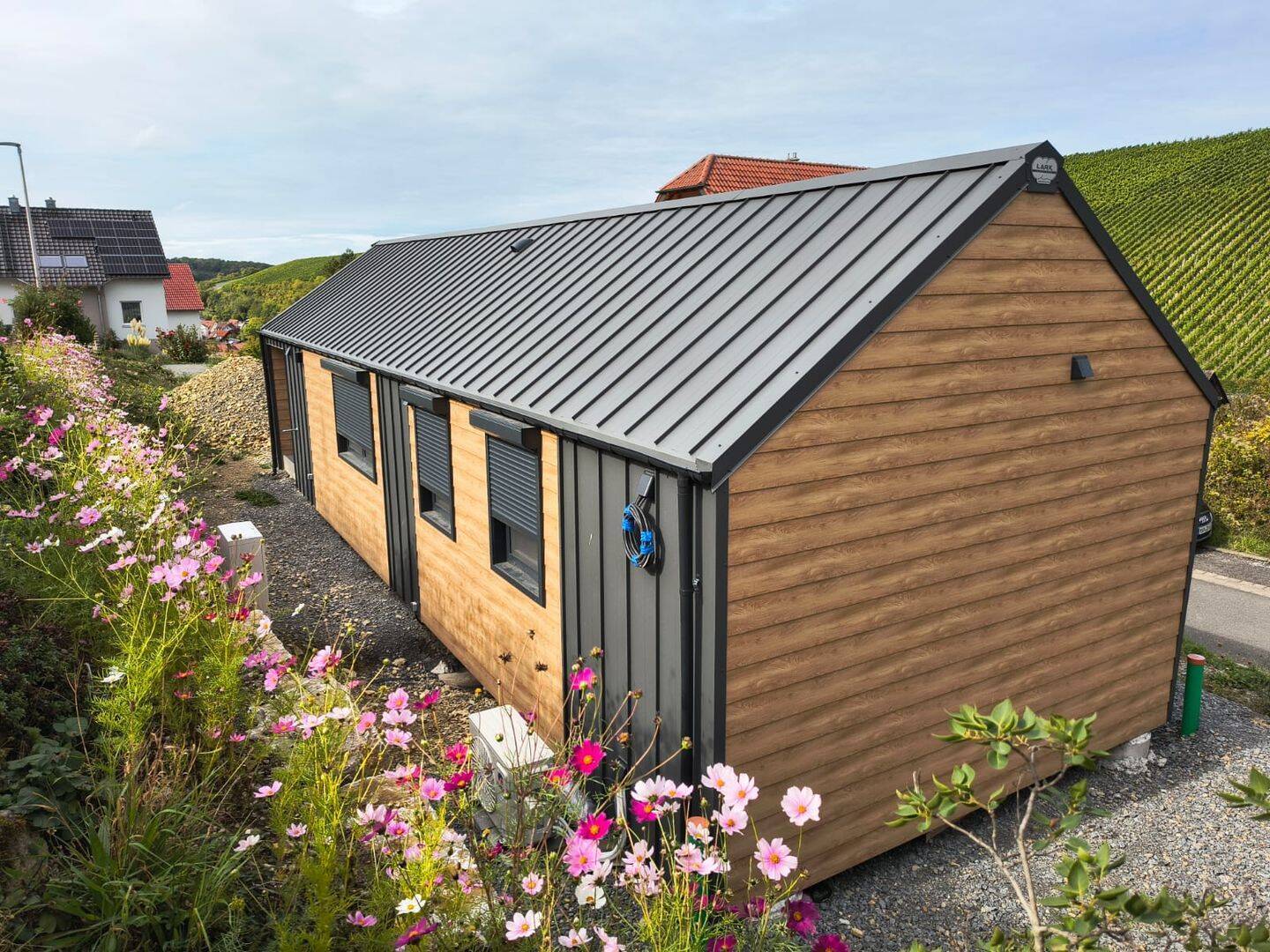 Grundstück mit kleinem Kompakthaus/Tinyhaus zum Erstbezug!!