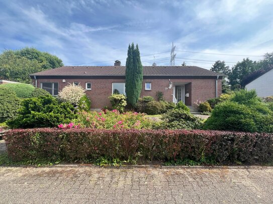 Freistehender Bungalow auf schönem Erbpachtgrundstück