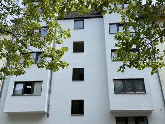 Zwei Apartments (32qm + 26 qm; nebeneindanderliegend, Hochparterre) in Rheinnähe in Köln-Mülheim