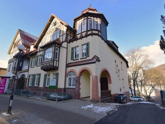 Charmante Altbauimmobilie mit Denkmalschutz in zentraler Stadtlage