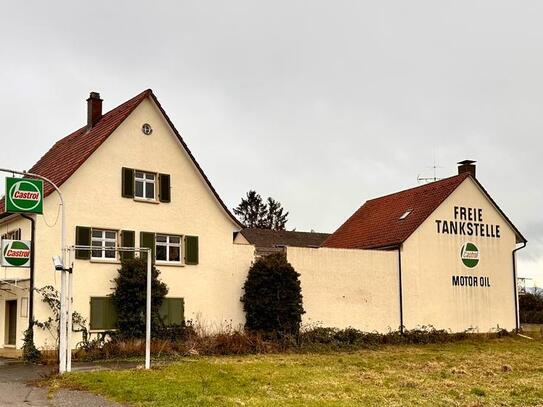 2 Häuser zum Renovieren, Werkstatt, Bauplatz auf großem Grundstück