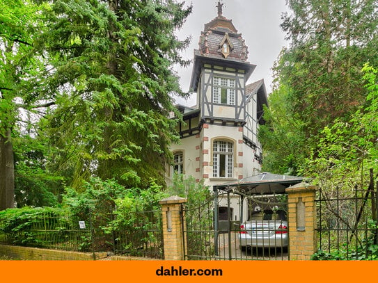 Herrschaftliche Gründerzeit - Turmvilla mit historischer Orangerie, fußläufig zum Schlachtensee