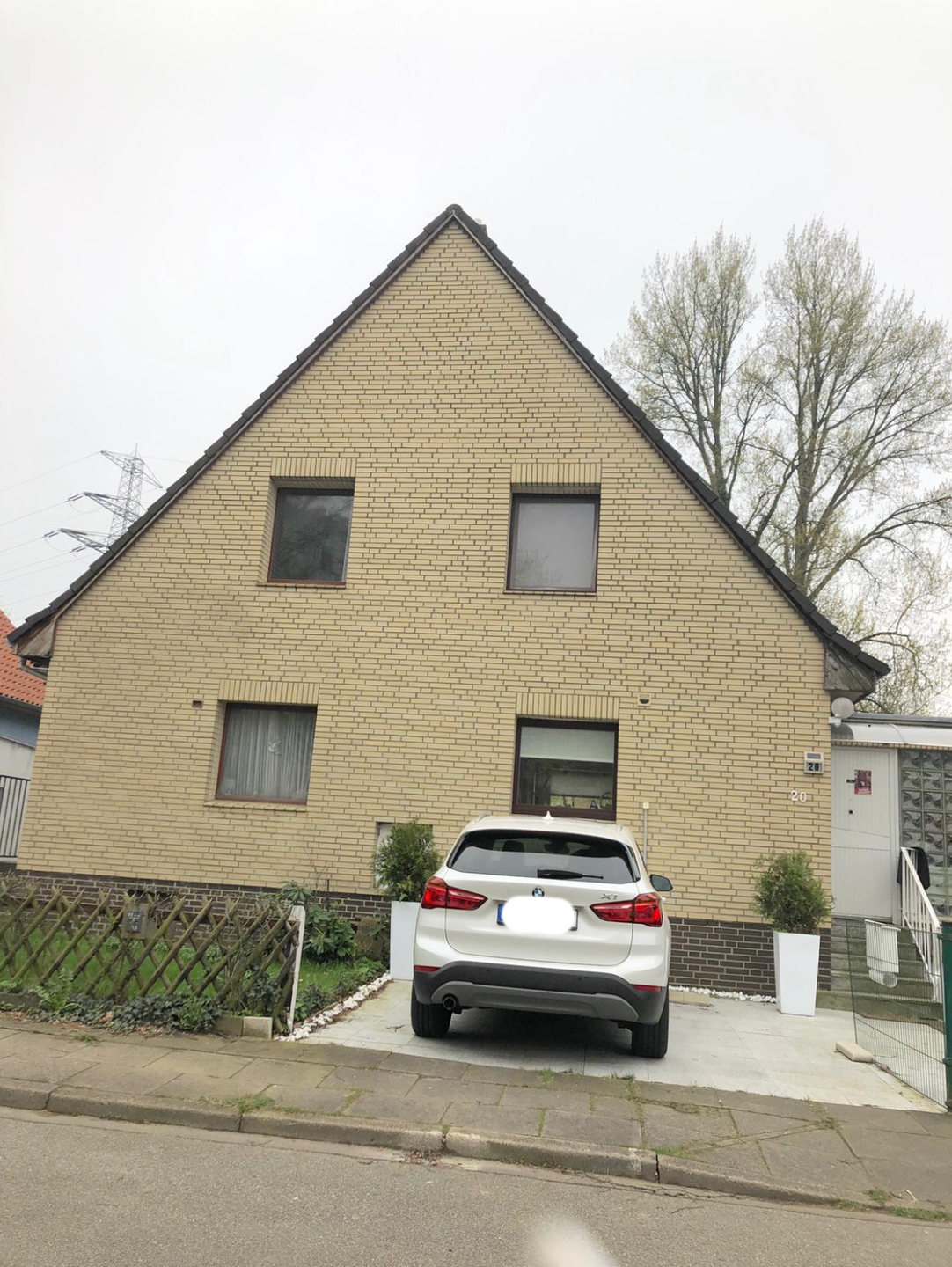 Ruhige Doppelhaushälfte im Grünen in Barmbek zu Vermieten