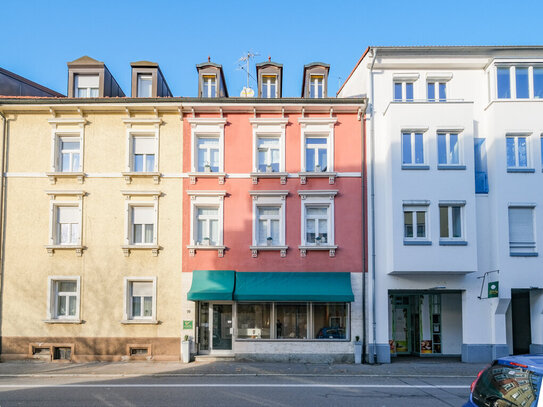 Zentral gelegenes Mehrfamilienhaus mit Gewerbeeinheit - komplett vermietet!