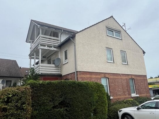 2,5 Zimmer-DG-Wohnung mit Balkon u. EBK in Kirchheim-Ötlingen