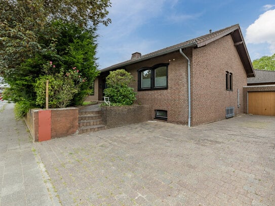 NEUER PREIS!!! Barrierefreier, vollständig unterkellerte, freistehende Bungalow mit eine Menge Platz...