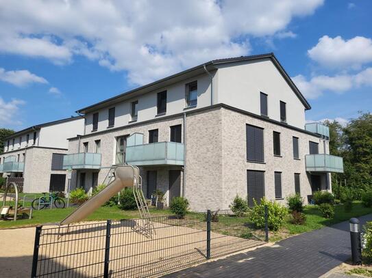 Geräumige moderne Wohnung mit Balkon