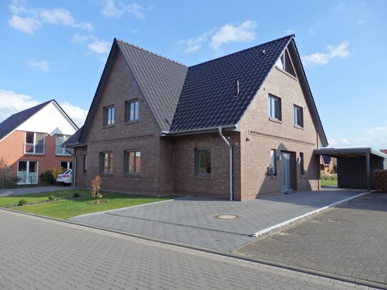 4 Zimmer Doppelhaushälfte mit Carport und Außenstellplatz