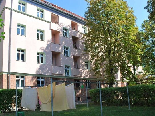 Schöne 3-Raum-Wohnung mit Balkon in Schönefeld-Abtnaundorf!