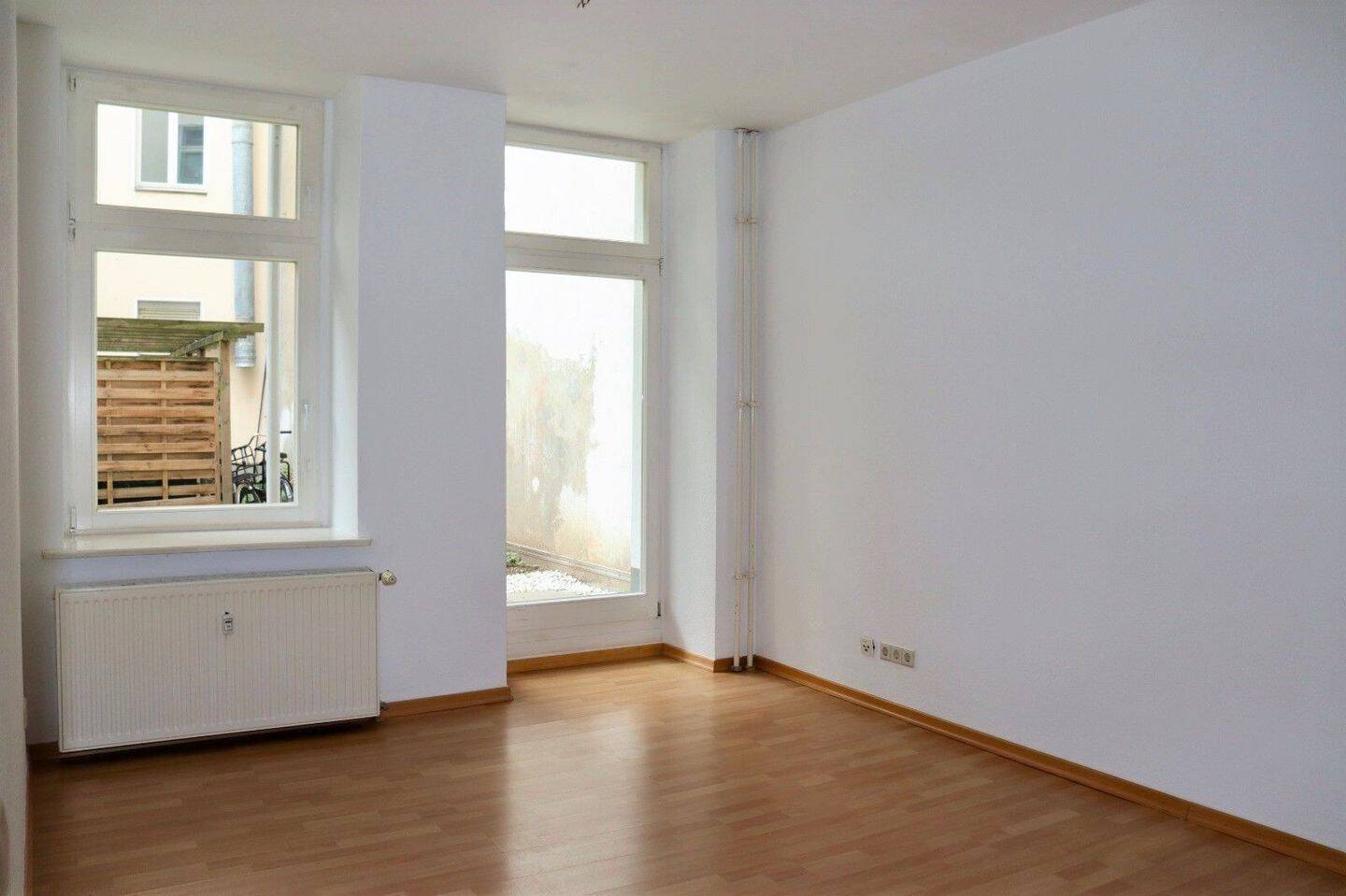 2 Zimmer EG-Wohnung in TOP-Lage inklusive Terrasse und Ruhe - Foto 1