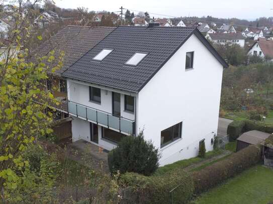 Großzügige Doppelhaushälfte in 89312 Günzburg-Reisensburg