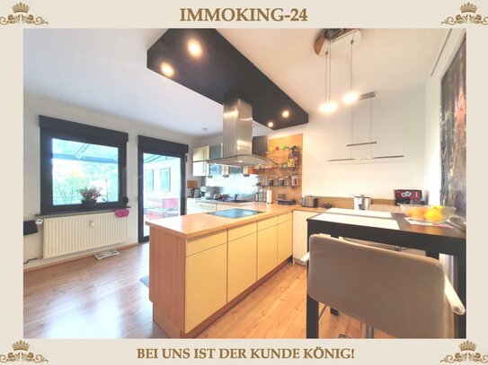 ++ HOCHWERTIGES DREIFAMILIENHAUS + SELBSTNUTZUNG ODER KAPITALANLAGE + GARTEN IN GUTER LAGE!! ++