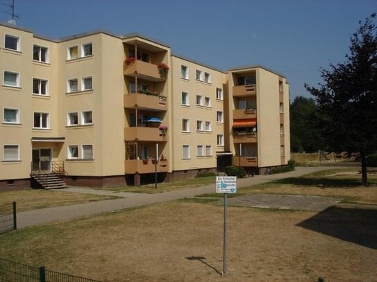 2-Zimmerwohnung mit Loggia in ruhiger Lage