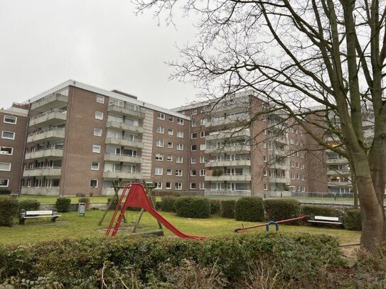 Vollständig renovierte 3-Zimmer-Wohnung mit Balkon und EBK in Lübeck, nähe UNI