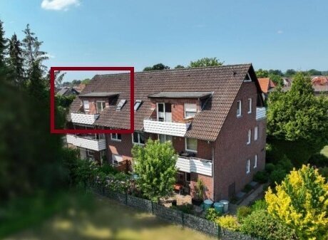 Schnuckelige Dachgeschosswohnung mit Balkon und PKW-Stellplatz in unmittelbarer Stadtnähe