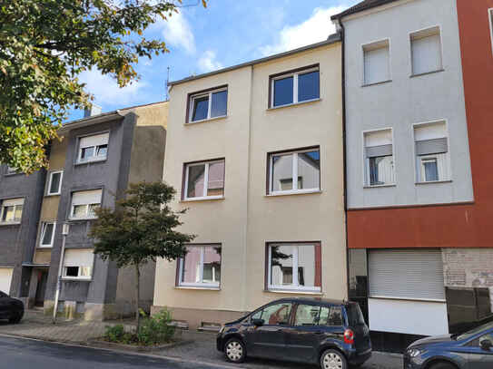 Kernsanierte Etagenwohnung mit Balkon in der Hammer Innenstadt!