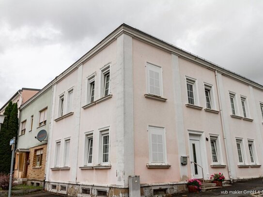 Zweifamilienhaus in Selb mit viel Platz zum Leben