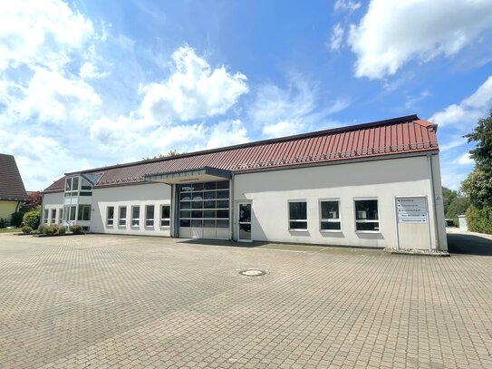 HOCHWERTIGE BÜRO-, MONTAGE- UND GEWERBEHALLE in unmittelbarer Nähe zum Flughafen München