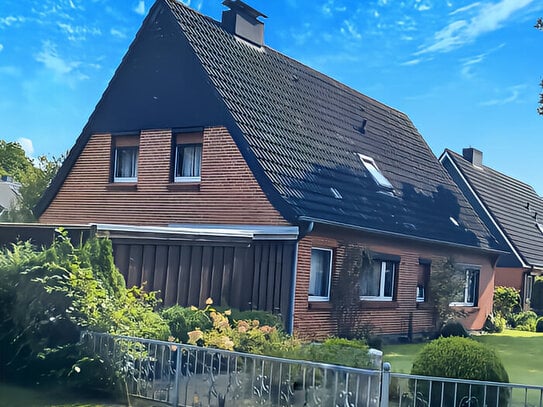 !!!Preisänderung!!! Charmantes Einfamilienhaus - 110 m², vier Zimmer, zwei Bäder, Keller, HWR,Garage