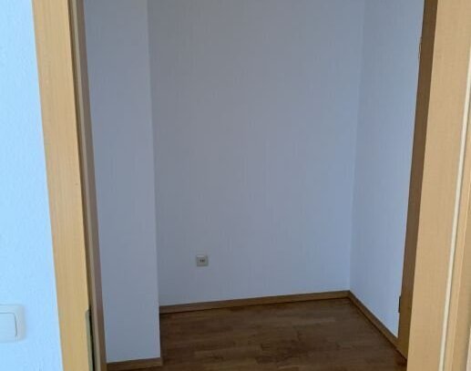 1 Zimmer Wohnung mit tollem ruhigem Westbalkon