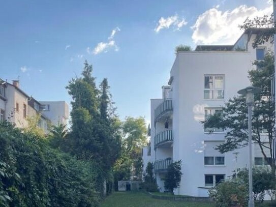 Terrassenwohnung in grüner Wohnlage + top Anbindung an City, Bürostadt + Flughafen