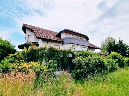 Ruhig und idyllisch - gepflegte 5 Zi. Maisonettewohnung mit 3 Balkonen und Gartenmitbenutzung