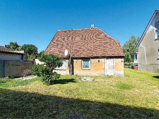 Einfamilienhaus mit Weideland in 19395 Ganzlin OT Wendisch Priborn, Platz der Freiheit 6