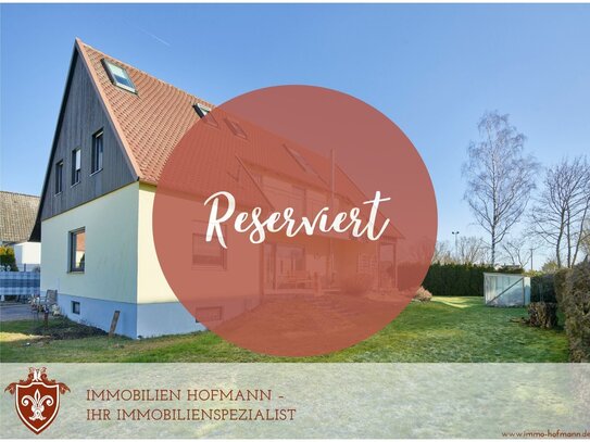 *** Zweifamilienhaus mit großem Garten in toller Lage ***