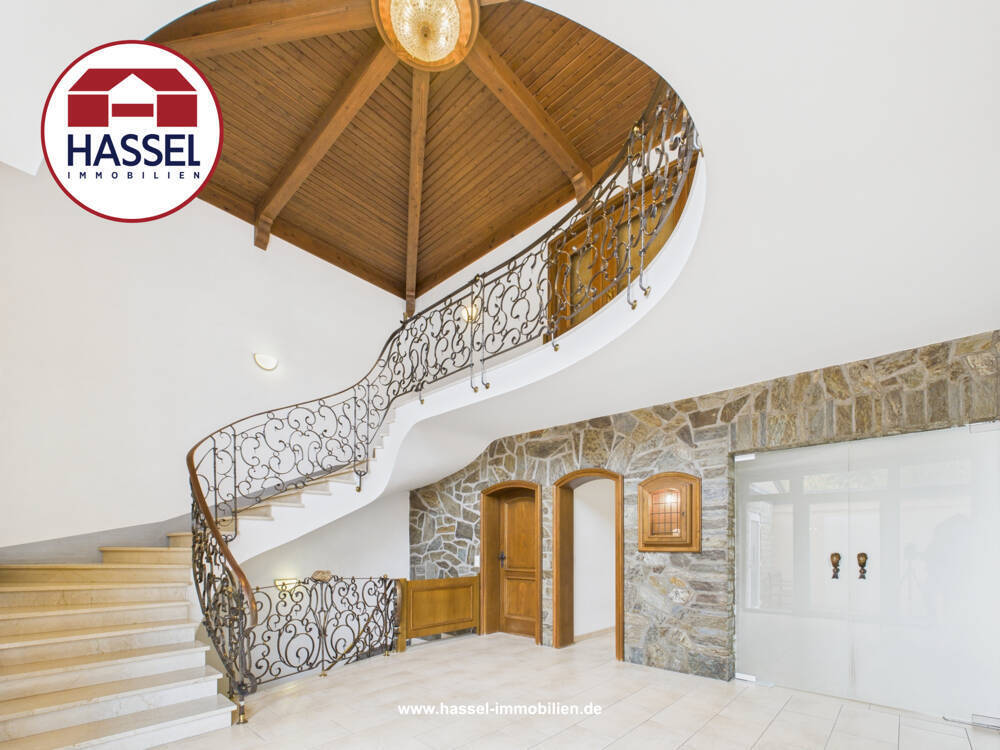 Immobilie in Mechernich - Leben mit Niveau, Eleganz und viel Platz. Großzügiges Einfamilienhaus mit privatem Wellnessparadies. - Bild 0