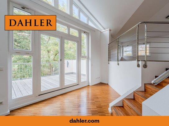 House in house - High-quality condominium with private water access in the Berlin suburb