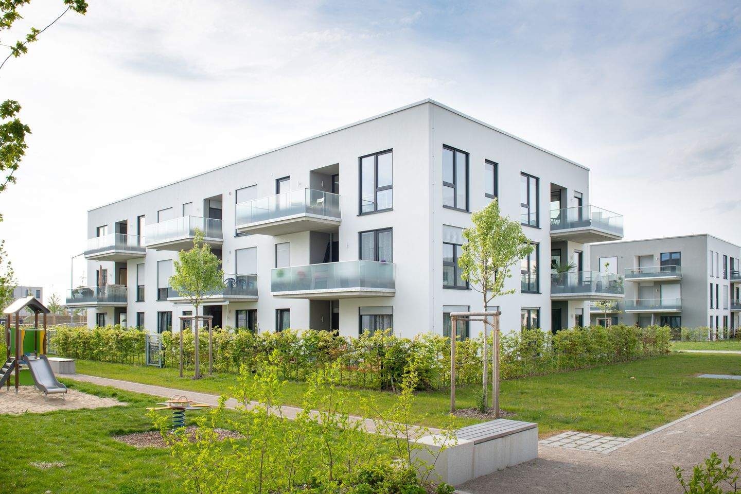 Ein Plus an Lebensqualität: 4-Zimmer-Wohnung mit Loggiabalkon in Altperlach