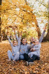 Die bunte Blättervielfalt im Herbst im eigenen Garten erleben im Traumhaus von Bien Zenker inkl. Baugrundstück