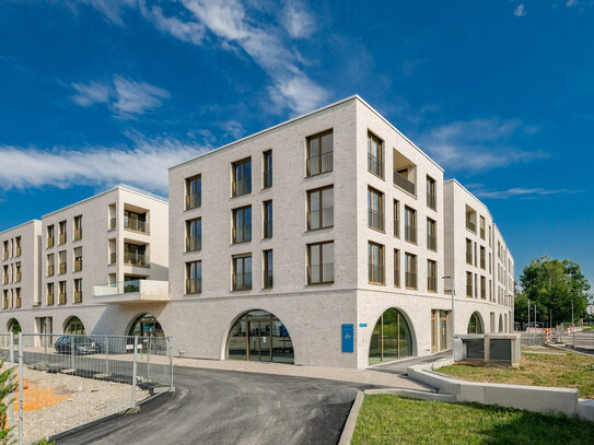 Sofort beziehbar! Phantastische Dachterrassenwohnung mit Berg- und Altstadtblick