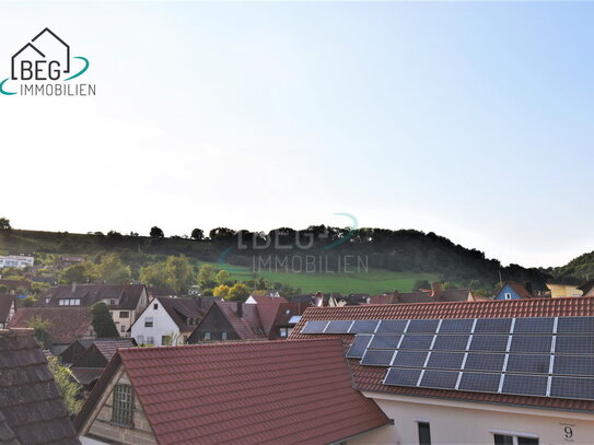 Schöne 3-Zimmer-Wohnung im Dachgeschoss mit tollem Ausblick