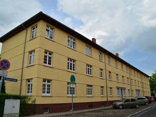 Schöne 2- Raum Wohnung mit Balkon zu vermieten!