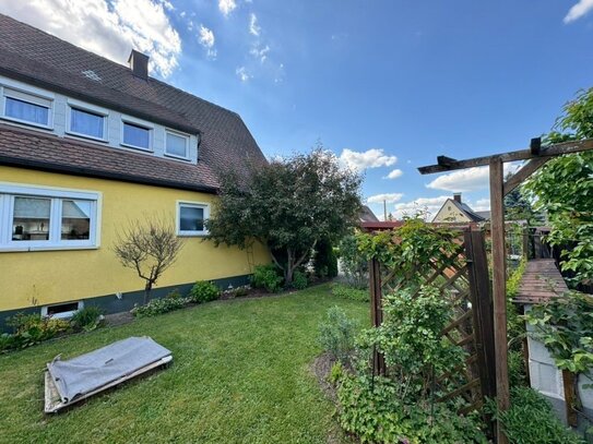 Land - Luft - Liebe DHH mit traumhaften Garten - direkt einziehen und wohlfühlen