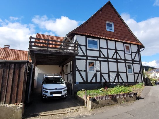 Geräumiges Einfamilienhaus mit großzügiger Wohnfläche in 37136 Mackenrode!