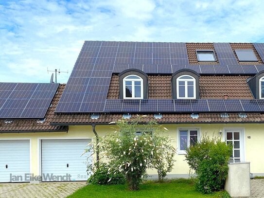 3 Zimmer plus Dachstudio, 2 Bäder - viel Platz für die Familie auf 2 Ebenen