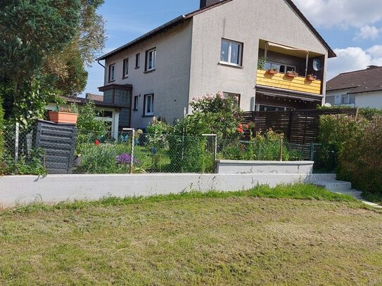 Große Eigentumswohnung mit Blick in Felder, Wiesen und Wald!